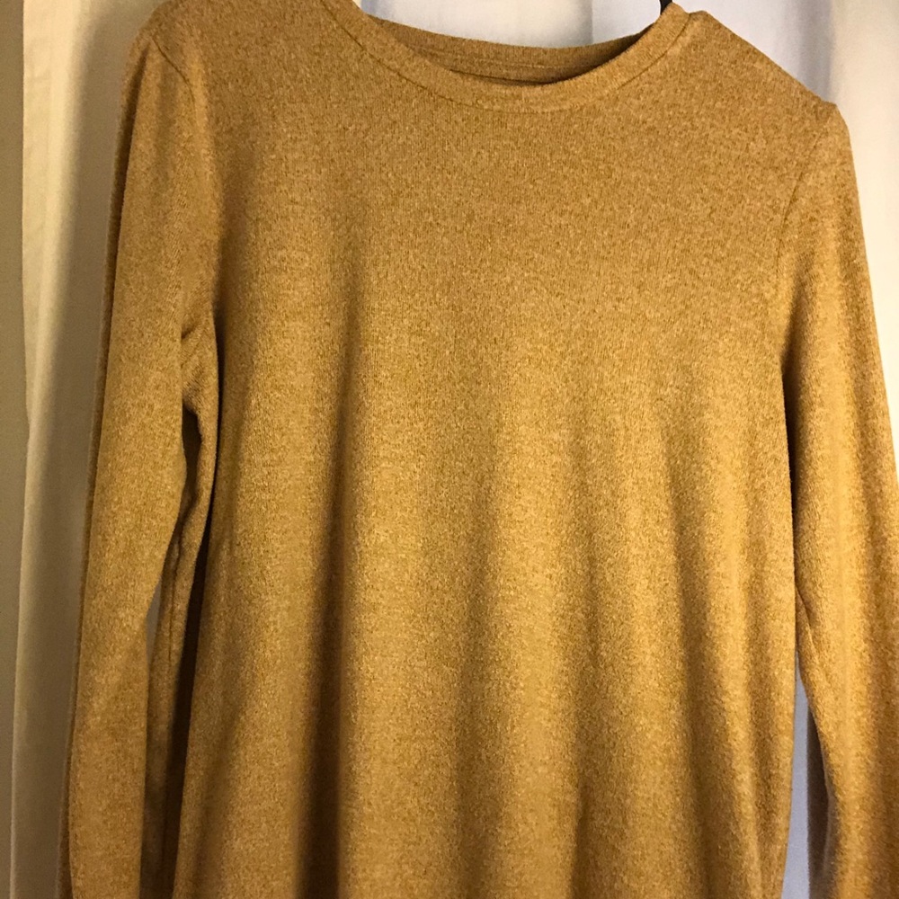 VERY SOFT long sleeve American Eagle top